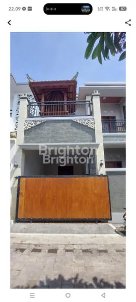 image RUMAH CANTIK 2 LANTAI SIAP HUNI DI JL. GATOT SUBROTO TIMUR GG JEPUN PIPIL DENPASAR – LOKASI STRATEGIS DENGAN HARGA TERJANGKAU! (5)