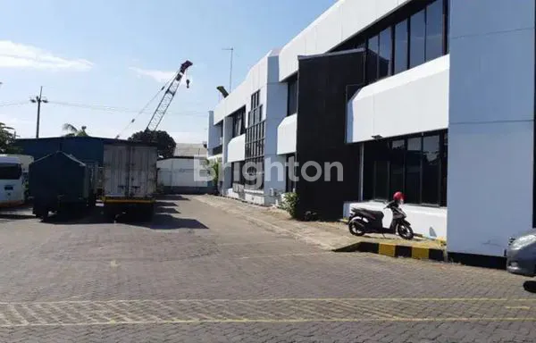 image GUDANG EX-PABRIK STRATEGIS DI TAMAN-SIDOARJO (6)