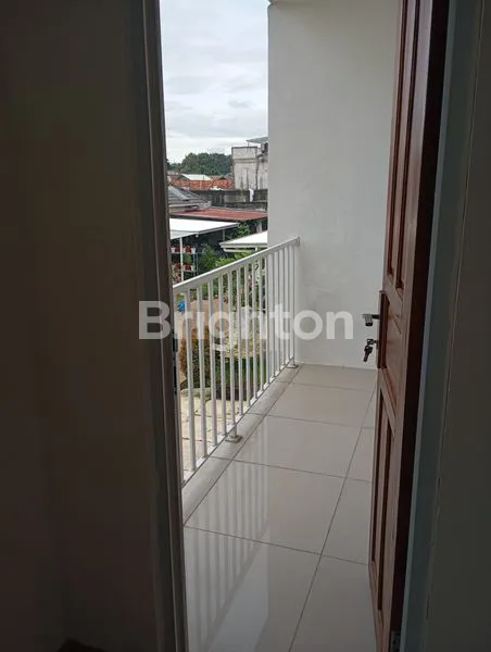 image RUMAH NYAMAN DAN STRATEGIS DI VILA KEBUN RAYA CIBINONG 1 (6)