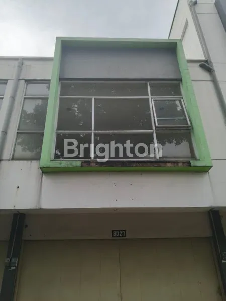 RUKO BUAH BATU CENTRUM POSISI PALING DEPAN PINGGIR KALAN RAYA