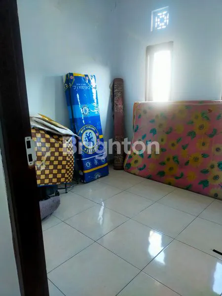 image RUMAH DI SEWAKAN DI LINGKUNGAN NYAMAN DI PERUMAHAN STRAITS RESIDENCE DI BONGAN PALA TABANAN (3)