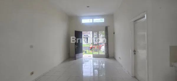 image RUMAH 1 LANTAI – 2 KAMAR TIDUR DI SUVARNA SUTERA, CLUSTER DHANA – TANGERANG (3)