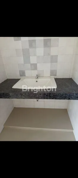 image RUMAH JL DANAU LIMBOTO (5)