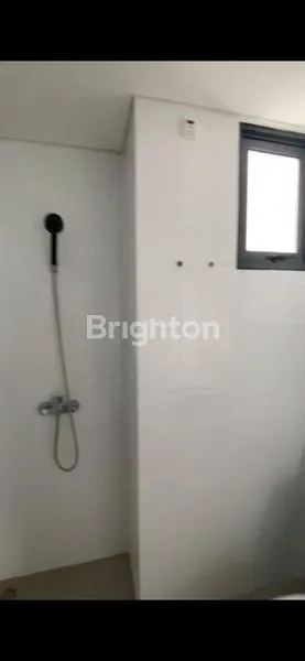 image RUMAH SIAP HUNI 2,5 LANTAI BSD (2)