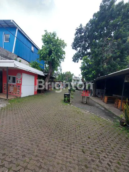 image DIJUAL TANAH 2000M² BONUS BANGUNAN DIATASNYA, REMPOA - CIPUTAT\NLOKASI STRATEGIS COCOK UNTUK DIBANGUN KOST-KOSTAN MAUPUN USAHA RESTO. (1)