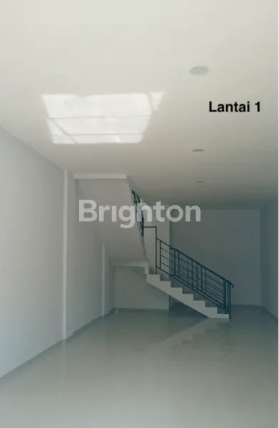 image RUKO STRATEGIS 3 LANTAI HADAP BARAT UNGARAN (8)