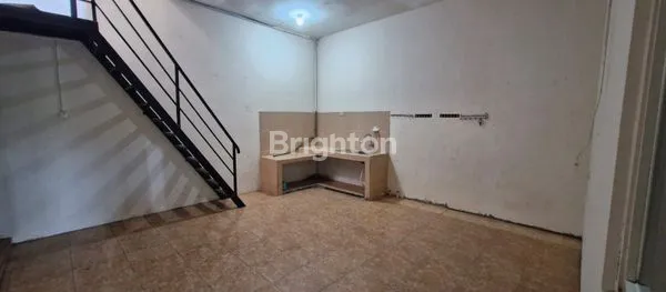 image LINGKUNGAN TENANG DEKAT TOLL (5)