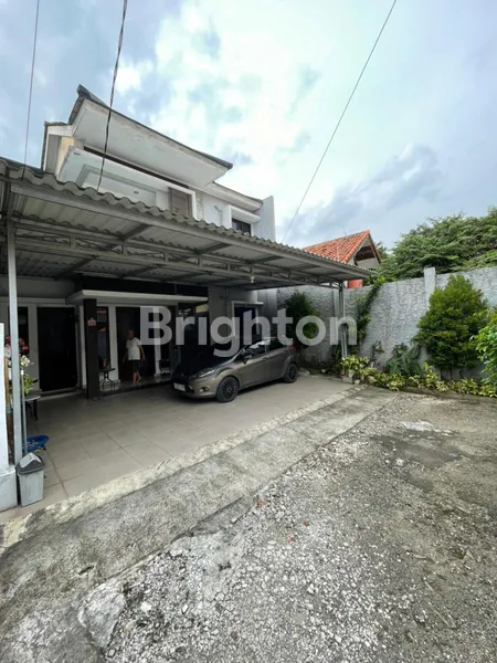 image RUMAH STRATEGIS DEKAT UNIVERSITAS PANCASILA JAGAKARSA JAKARTA SELATAN  (1)