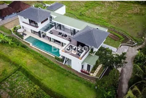 image VILLA LUX BARU DI UBUD DILENGKAPI KOLAM RENANG VIEW SAWAH (2)