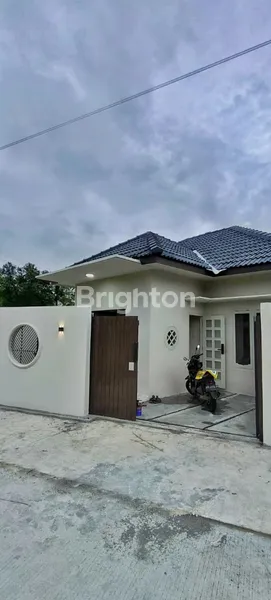 image RUMAH CLASIK MINIMALIS (3)