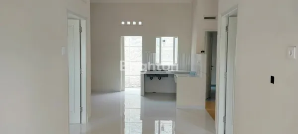 image RUMAH CLASIK MINIMALIS (6)