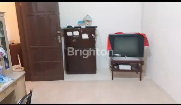 image RUMAH MODERN DI KEDIRI  (2)