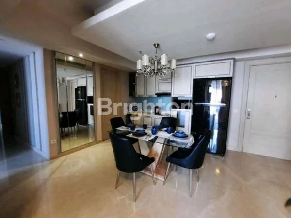 ONE ICON RESIDENCE TUNJUNGAN PLAZA