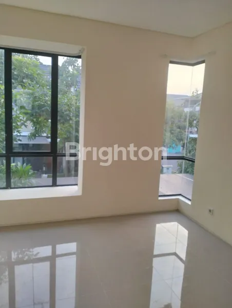 image RUMAH CITRALAND SEWA HARGA BISA NEGO LOKASI STRATEGIS (3)