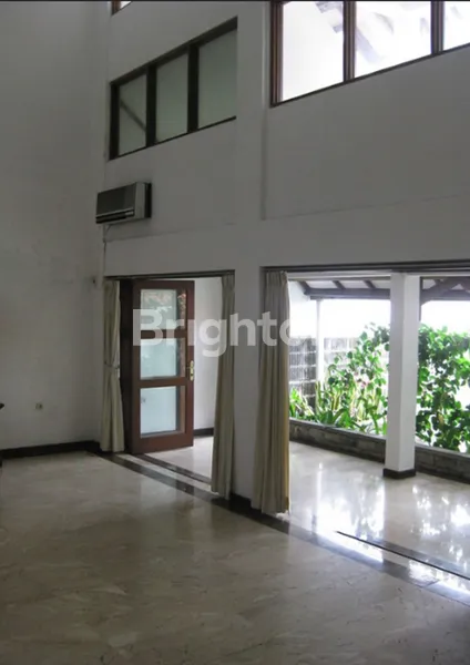 image RUMAH STRATEGIS DEKAT CBD SIMATUPANG JATIPADANG JAKARTA SELATAN  (3)