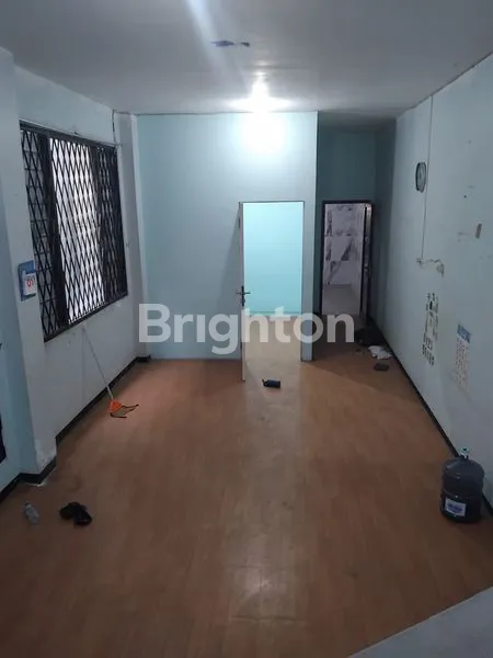 image RUMAH DI PETEMON SAWAHAN SURABAYA PUSAT JAWA TIMUR (5)
