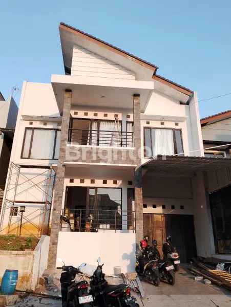 image RUMAH 2 LT UNT TEMPAT TINGGAL DAN USAHA (1)