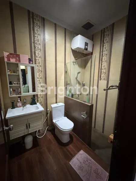 image RUMAH KOS STRATEGIS DI SERPONG, 10 KAMAR FURNISHED (6)