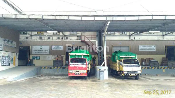 image GUDANG SHM STRATEGIS JL TEUKU UMAR (4)