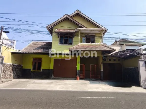 image RUMAH EX USAHA GARMENT DI BATURAN COLOMADU 1 KM DARI EXIT TOL NGEMPLAK (1)