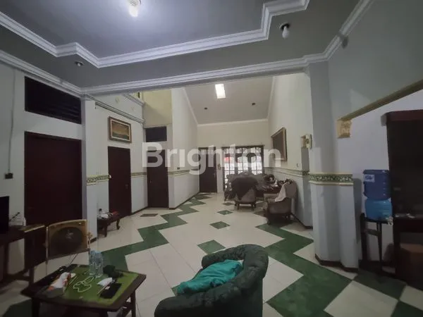 image RUMAH 2 LANTAI LOKASI STRATEGIS DEKAT NGAGEL NGINDEN PUCANG JEMURSARI PRAPEN WONOKROMO MANYAR UBAYA (3)