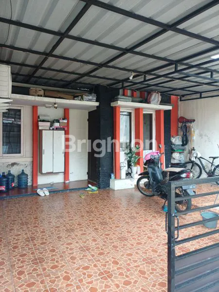 image DI JUAL RUMAH PERUMAHAN DI SERPONG PARK (1)