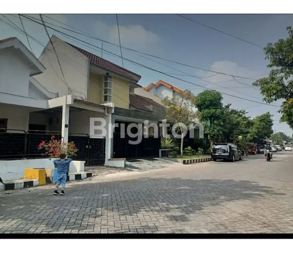 image RUNGKUT ASRI ROW JAPAN LEBAR RUMAH LAMA STRATEGIS JARANG ADA (2)