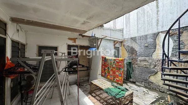 image RUMAH HITUNG TANAH DI TENGGILIS SURABAYA TIMUR  (3)