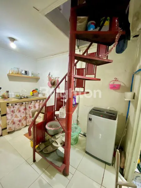 image JUAL RUMAH 1,5 LANTAI, LUAS, DI HOOK, LOKASI STRATEGIS (8)