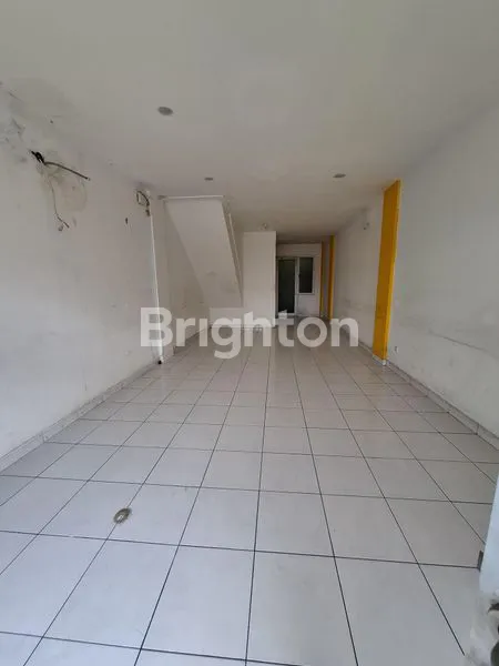 image RUKO  2 LANTAI  DI COMMPARK KOTA WISATA (2)