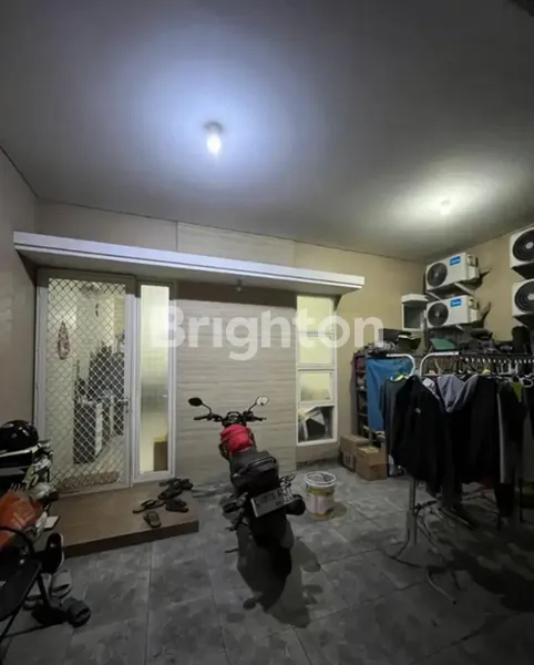 image BUTUH CEPAT LAKU RUMAH BELIMBING PONDOK CANDRA MINIMALIS 2 LANTAI, BEBAS BANJIR, DEKAT TOL TAMBAK SUMUR, DEKAT BANDARA JUANDA  (2)