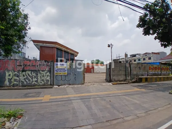 TANAH DI RAYA JEMUR ANDAYANI EX SPBU - SURABAYA SELATAN