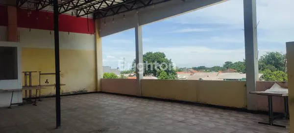 image BANGUNAN 4 LANTAI DI LUBANG BUAYA CIPAYUNG JAKARTA TIMUR (3)