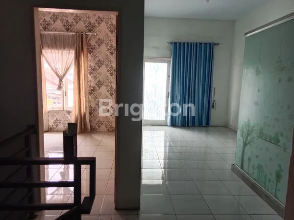 image RUMAH SIAP HUNI, DEKAT FASILITAS UTAMA (8)