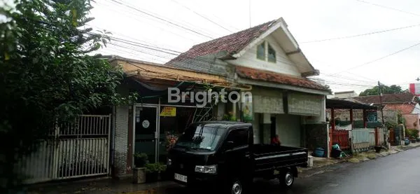 image RUMAH STRATEGIS, PUSAT KOTA KEDIRI.  (1)