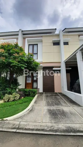 image RUMAH 2 LANTAI DI CLUSTER BURGUNDY SUMARECON (1)