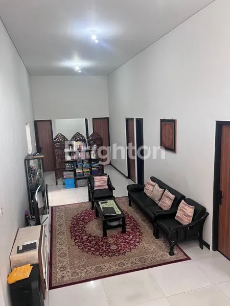 image RUMAH RUNGKUT MEJOYO 1 LANTAI MINIMALIS ROW JALAN LEBAR (3)