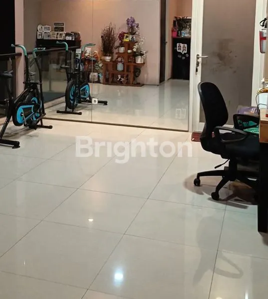 image DIJUAL RUMAH MINIMALIS FULL FURNISHED 2LANTAI DI  PONDOK TJANDRA (3)