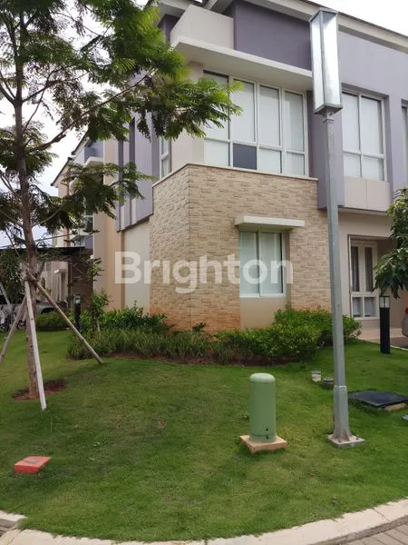 image RUMAH HOOK SIAP HUNI DI GADING SERPONG (1)