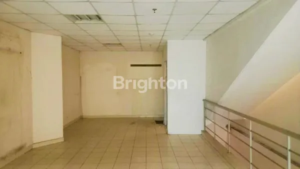 image RUKO 3 LANTAI 75M² BUAT USAHA DAN KANTORAN (4)