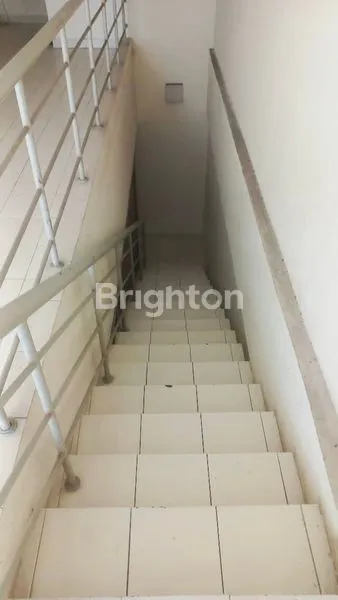 image RUKO 3 LANTAI 75M² BUAT USAHA DAN KANTORAN (6)