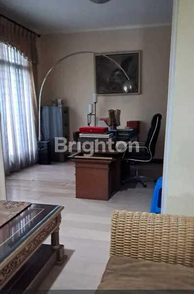 image RUMAH MEWAH 2 LANTAI , HALAMAN LUAS PONDOK HIJAU SETIABUDI  15 MENIT  DARI RUMAH MODE , GEGERKALONG KPAD BANDUNG BARAT , JAWA BARAT  INDONESIA (2)