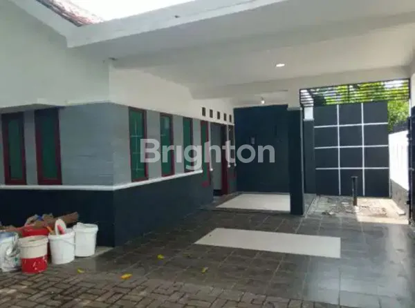 image RUMAH DI JANTUNG KELAPA GADING NYAMAN DAN STRATEGIS. (4)