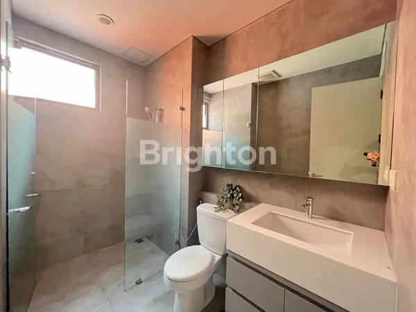 image APARTEMEN MEWAH LUX PREMIUM 2BR ALAM SUTERA (2)