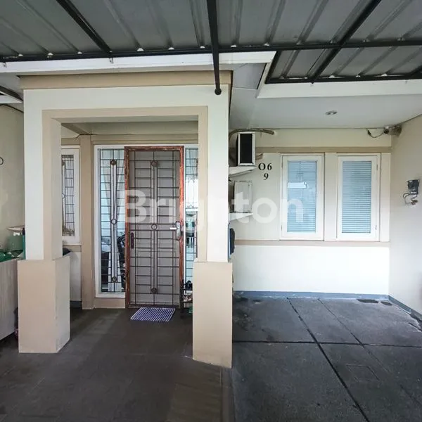 image RUMAH SEMI FURNISHED 1,5 LANTAI SIAP HUNI (2)