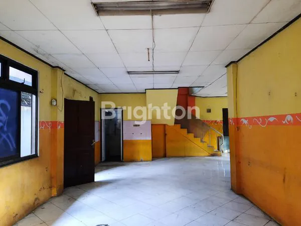 RUMAH DAN TANAH DI JAKASAMPURNA, BEKASI