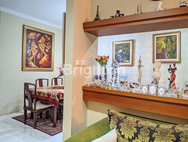 image SIAP HUNI! RUMAH DI KEBAYORAN BARU JAKSEL (3)