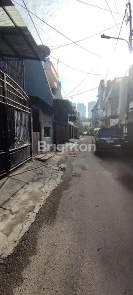 image DIJUAL RUMAH 3 LT TANJUNG DUREN DALAM (3)