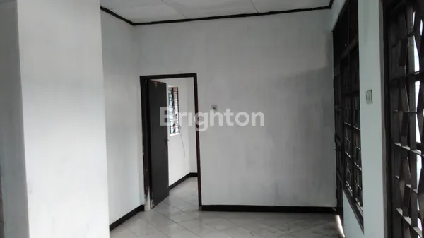 image DISEWAKAN RUKO 3 LANTAI PINGGIR JALAN UTAMA UNGARAN (4)