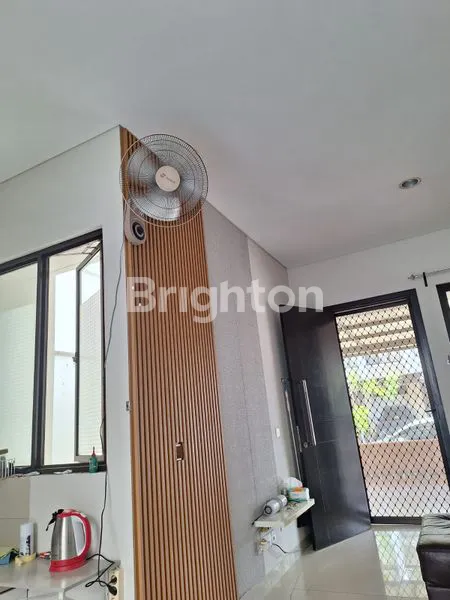 image RUMAH RAPI TERAWAT 2 LANTAI DI THE EMINENT BSD (2)